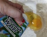 Foto langkah ke 1 dari resep Bolu Kukus Mekar Air Kelapa & Satu Telur.