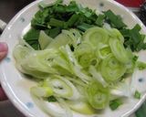 A picture of step 4 of Easy Daikon Radish Kimchi Stock.