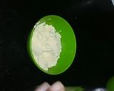 A picture of step 1 of Mango custard.