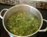 Foto del paso 5 de la receta: Potaje de garbanzos y berzas