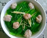 Hình bước làm 7 của món Canh Cải Bẹ Xanh Giò Sống