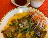 A picture of step 3 of Vietnamese Fried Rice Flour Cake with Egg (Bột Chiên Trứng).