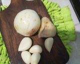 Foto langkah ke 2 dari resep Ayam Kecap Bawang Bombai.