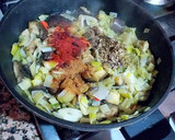 Foto del paso 9 de la receta: Revuelto sin huevos de acelgas tiernas, puerros y berenjenas