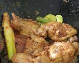 Foto langkah ke 4 dari resep Ayam Rica -Rica[woku] manado.