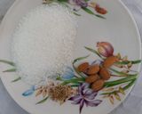 A picture of step 1 of Sakheran sindhi dessert.