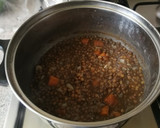 Foto del paso 4 de la receta: Cocido de lentejas pardinas con tocino ahumado