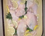 Foto del paso 2 de la receta: Pollo asado a la albahaca y limón, con arroz a la mexicana