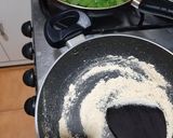 A picture of step 1 of Hara bhara Kabab.