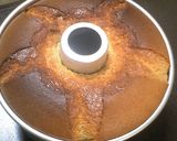 A picture of step 9 of Chiffon Cake with Kuromitsu and Kinako.