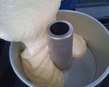 A picture of step 11 of Soufflé Chiffon Cake.