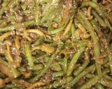 Stir fry z grzybami i fasolką krok przepisu 4 zdjęcie