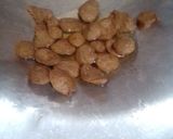Foto langkah ke 3 dari resep Kwetiau goreng.