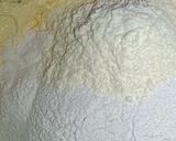 Foto langkah ke 2 dari resep Lekker hollan (butter cake).