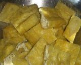 A picture of step 2 of Simmered Cabbage and Aburaage.