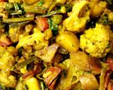 পাঁচমেশালি সব্জীর তরকারি (panch meshali sabji recipe in bengali) রেসিপি ধাপ - 2 ছবি