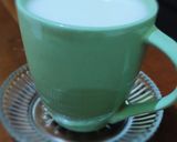 Foto langkah ke 3 dari resep Wedang susu jahe.