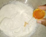 A picture of step 2 of Simple vanilla ice cream.
