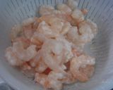 A picture of step 2 of Fluffy and Yummy Shrimp Chili Sauce and Egg.