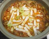 A picture of step 7 of Delicious Mild Miso Kimchi Hot Pot.