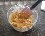 A picture of step 5 of 60 Second softy choc chip cookie (in a mug).