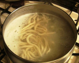 A picture of step 4 of Caesar Salad Udon.