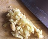 Foto del paso 1 de la receta: Sopa de verduras, fideos de arroz y tofu