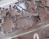 A picture of step 4 of Christmas Ornament Cookies.
