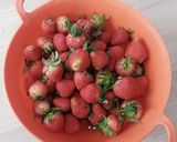 Foto langkah ke 1 dari resep 16.0 Sorbet Strawberry.