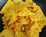 A picture of step 4 of Cheesy Mexican Nachos.