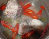 Foto langkah ke 3 dari resep 425. Tom Kha Gai (Thai Coconut Chicken Soup).