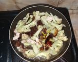 Foto langkah ke 3 dari resep Tumis Kembang Kol.