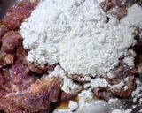 Foto langkah ke 1 dari resep Oseng Daging Ketumbar Bawang.