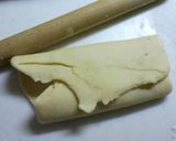 A picture of step 6 of Our Family's Apple Pie.
