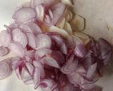 Foto langkah ke 2 dari resep Sayur Bening Katuk Wortel.