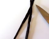 A picture of step 1 of Pure Vanilla Extract.