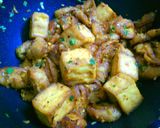 Hình bước làm 7 của món Mì Căn + Đậu Hủ Xào Sả Ớt (Món Chay)