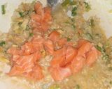 Foto del paso 3 de la receta: Sorrentinos de salmón con verdeo y nuez