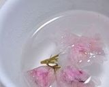 A picture of step 11 of Salt-Preserved Sakura Blossoms.
