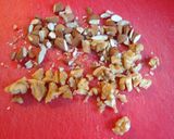 A picture of step 3 of Cheese and Nuts Cream Sauce Pasta.