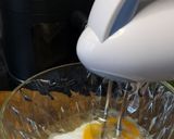 Фото кроку 3 до Кекси на кефірі в мультипечі 🧁.