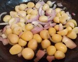 Foto del paso 1 de la receta Espaguetis de calabacín con patatas y carne
