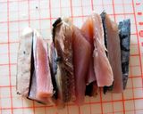 A picture of step 1 of Spicy Skipjack Tuna Spring Rolls.