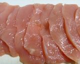 A picture of step 1 of Chicken Breast Piccata Jeon.