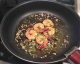 A picture of step 10 of Asian-style Spaghetti Aglio e Olio with Coriander.
