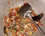 Foto langkah ke 6 dari resep Kering tempe tahu basah with kerang.