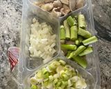 Foto del paso 1 de la receta: Heura en salsa con verduras