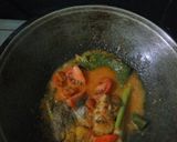 Foto langkah ke 2 dari resep Pindang Kuning.