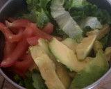 Foto del paso 3 de la receta: Tortillas de carne de ternera con verduras, aguacate y tomate