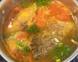 Hình bước làm 4 của món Canh cá nấu chua